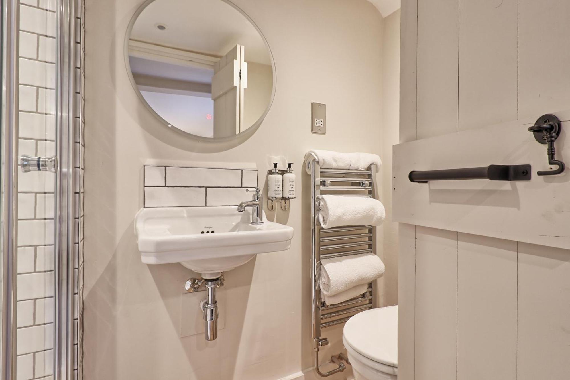 Ranfield'S Brasserie Hotel Rooms Coggeshall Exteriör bild